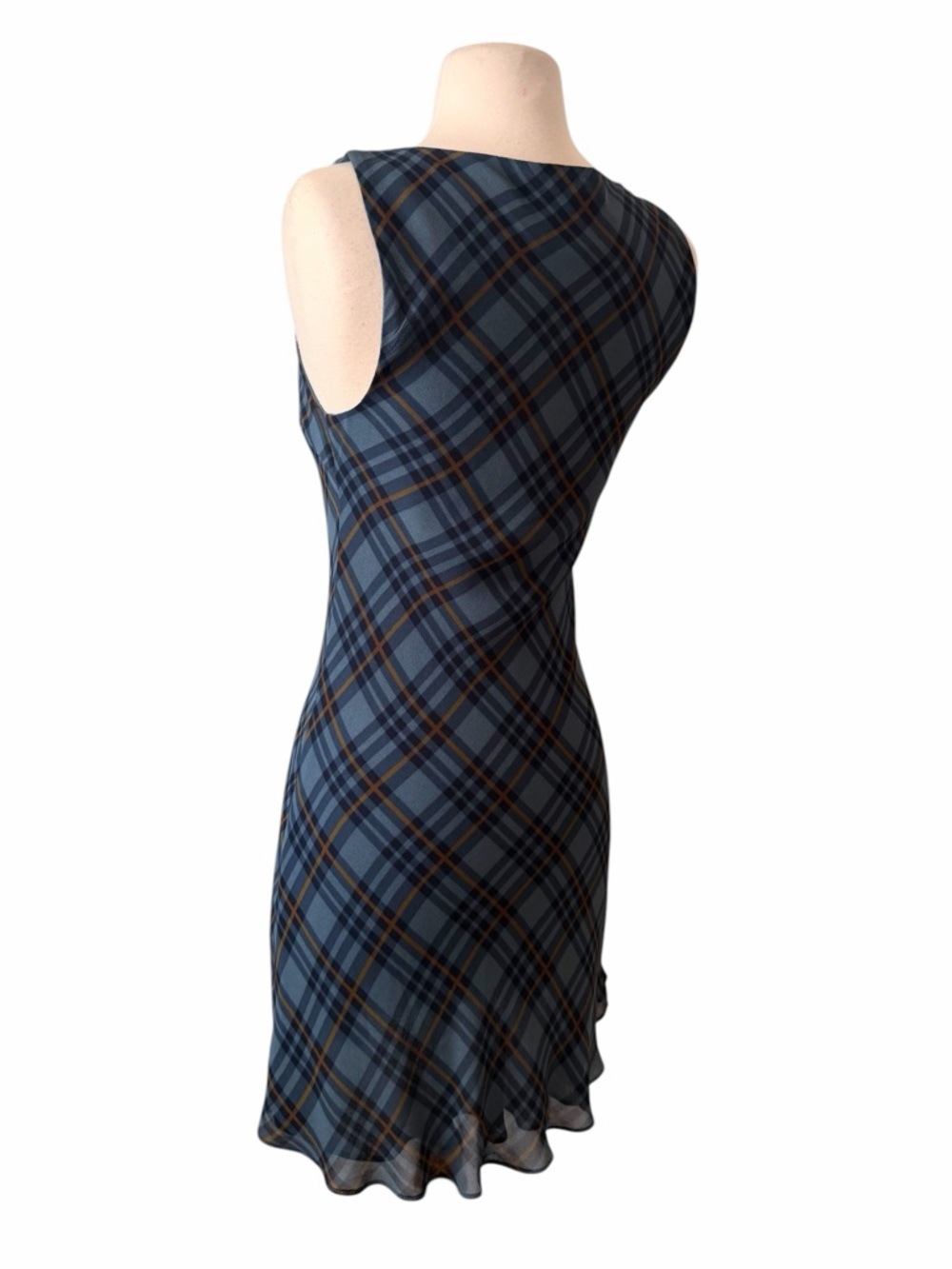 REFORMATION NEW DALE DRESS. - Picture 8 of 10